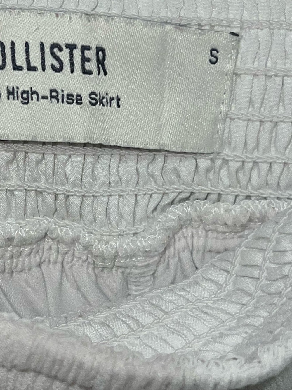 Hollister White Ruffle Mini Skirt - Picture 2 of 3